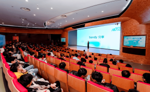 京东“TGT燃力之旅”启幕,与青年技术人才共绘AI时代新蓝图