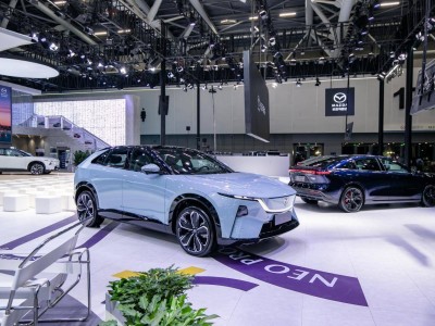 EZ-60领航,长安马自达携新能源矩阵于2025广州车展大放异彩