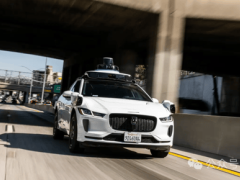 Waymo“隐秘”数据被投资者泄露：2500辆Robotaxi周订单达45万，领跑行业