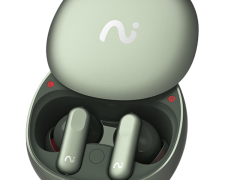 四款热门产品大比拼:科大讯飞Nano+等耳机手表,哪款才是你的心头好?