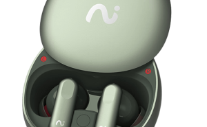 四款热门产品大比拼:科大讯飞Nano+等耳机手表,哪款才是你的心头好?