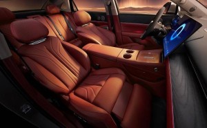 一周新车速递:岚图追光L焕新登场 坦克300极地版/五菱星光560/哈弗H9穿越版齐亮相