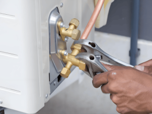 空調行業變革：“鋁代銅”成趨勢，格力缺席董明珠反對引消費者選擇思考