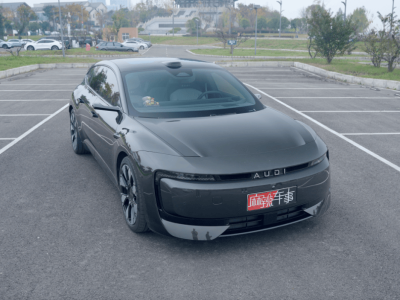 德系运动与智能科技交融，奥迪E5 Sportback辅助驾驶开启“劈弯”新体验