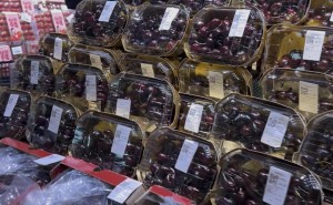 南京车厘子市场“价格战”打响，海运到货价格走低，底价或春节前现