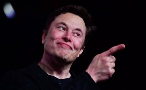 从回避到试探:OpenAI“人格”与“成人模式”能否追上马斯克?