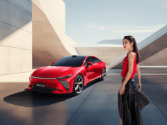 高端新能源驾控对决：星纪元ES与小米SU7，谁更契合你的出行需求？