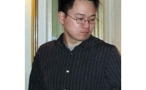 复旦校友Zhifeng Chen接棒苹果大模型团队，谷歌旧部入局但人才流失隐忧浮现