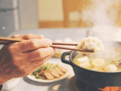 冬至至暗时刻藏希望，心怀暖意守平凡岁月静好时光