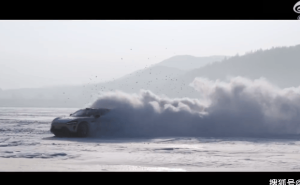 博主实测小米YU7冰面漂移，雷军转发视频强调安全第一