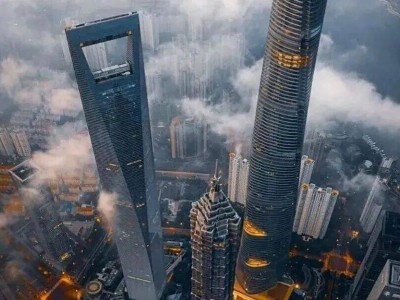 新年将至，回望2025：不同代际普通人的压力与希望交织之路