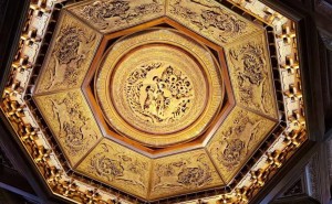 任正非“开放、妥协、灰度”六字箴言，为创业者点亮前行灯塔