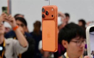 iPhone 17系列热销，后续新机或2027年推屏下摄像头，折叠屏等机型发布节奏有变