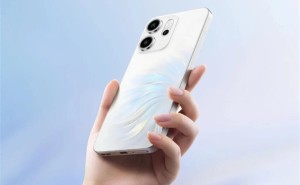 OPPO Reno15今晚登场，双尺寸设计+高像素影像，核心配置全曝光