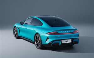 小米汽车50万辆下线创纪录 雷军：2025年交付将超40万 抓安全提产能