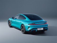 小米汽车50万辆下线创纪录 雷军：2025年交付将超40万 抓安全提产能