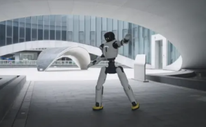 智元机器人迎量产里程碑！12月8日第5000台下线 远征A2创吉尼斯纪录