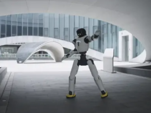 智元机器人迎量产里程碑!12月8日第5000台下线 远征A2创吉尼斯纪录