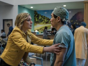 库克推文配图引争议：疑似AI图“砸场”反AI剧《同乐者》