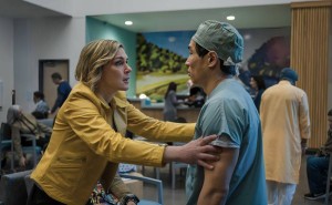 库克推文配图引争议：疑似AI图“砸场”反AI剧《同乐者》