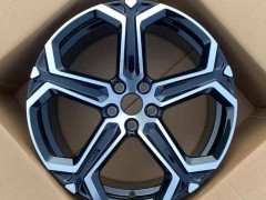 电车大轮毂背后：颜值性能双在线，但换胎成本高到让人“肉疼”！