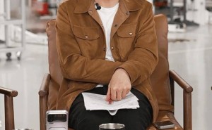 雷军直面“小字”争议：承认行业陋习 小米即刻整改求完善