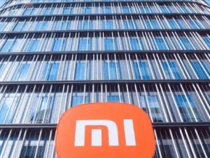 雷军直播拆车余波未平，小米又陷合作与车辆故障连环风波