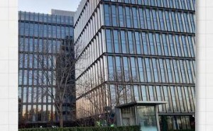 雷军揭晓:玄戒O1团队斩获千万技术大奖最高殊荣