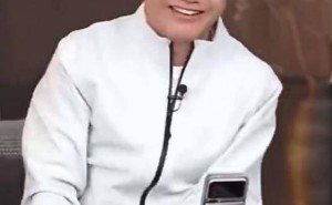 雷军直播趣谈小米新一代SU7车模,透露新车安全续航等亮点超吸睛