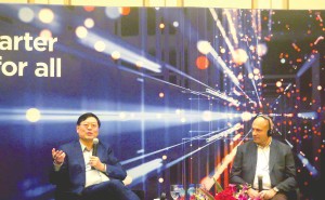 杨元庆谈AI时代：合作共赢是主旋律，联想押注混合式AI谋发展