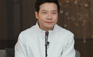 雷军直面争议主动辟谣，小米公关策略转变助力品牌健康发展