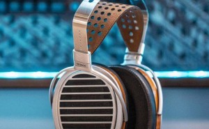 科技与艺术的完美交融：HIFIMAN HE1000 V2耳机开启声学新境界