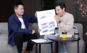 雷军直播揭秘：SU7幸运色选定卡布里蓝，轮毂设计多达6款可选