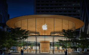 苹果AI新策略：携手谷歌“借力”前行，自研芯片能否筑牢AI护城河？