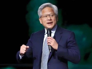 黄仁勋谈英伟达管理哲学：61位“CEO”共成长，犯错不被解雇成文化