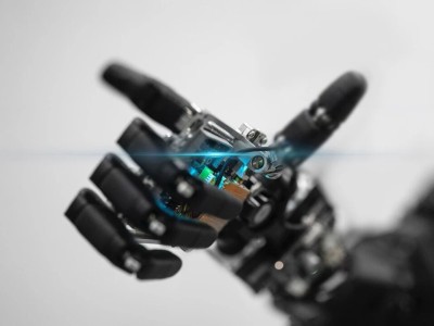 FF首款EAI机器人完成法规认证，战略布局加速迈向美国头部阵营