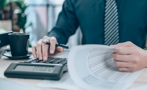 华农保险2025年保费收入40.09亿 频收罚单且管理层变动频繁