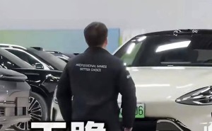 雷军晒报告力破谣言：小米SU7成纯电保值率冠军 二手市场真相几何？