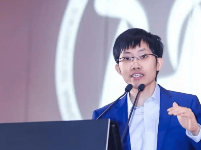 DeepSeek下载量暴跌72.2%：用户流失背后，是行业生态的深层变革