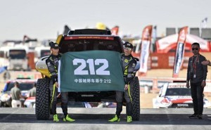达喀尔“炼狱”显真章：212越野车以可靠为笔，书写内卷时代好车新范式
