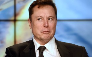 马斯克拟部署百万卫星引热议：太空竞赛新篇章，中国航天的路怎么走？