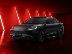 华为前车BU首席科学家陈亦伦自曝：2020年已尝试端到端，早于特斯拉