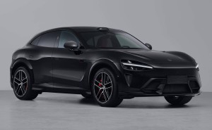 新款小米YU7 GT申报图亮相：全黑车身配宽胎，极速300km/h性能强劲