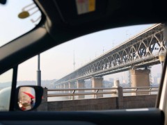 “人工智能+文旅”融合新探索：全国十城上线无人驾驶专线畅游新体验