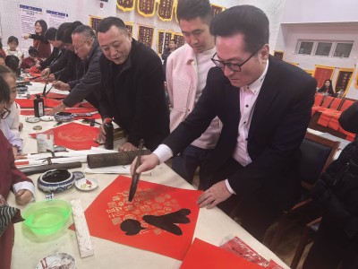 新春笔墨情韵长 刘士来书法亮相“艺术名家贺新春” 共贺佳节添华光