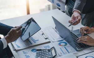 平安人寿人事更迭:杨铮拟卸董事长之职,蔡霆接棒代行职责