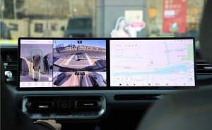 硬派越野新搭档！BJ40燃油巨幕版用科技巨幕解锁越野新体验