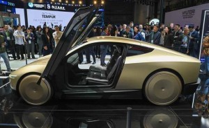 特斯拉Cybercab量产下线：无方向盘踏板设计，或颠覆全球出行与就业格局