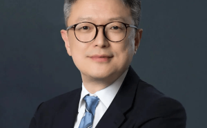 联电高层变动：简山杰接任欣兴电子董事长，王石升任CEO引领新篇章