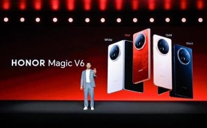 荣耀发布会亮点多：李健邀何同学任顾问 机器人手机与Magic V6折叠旗舰齐登场